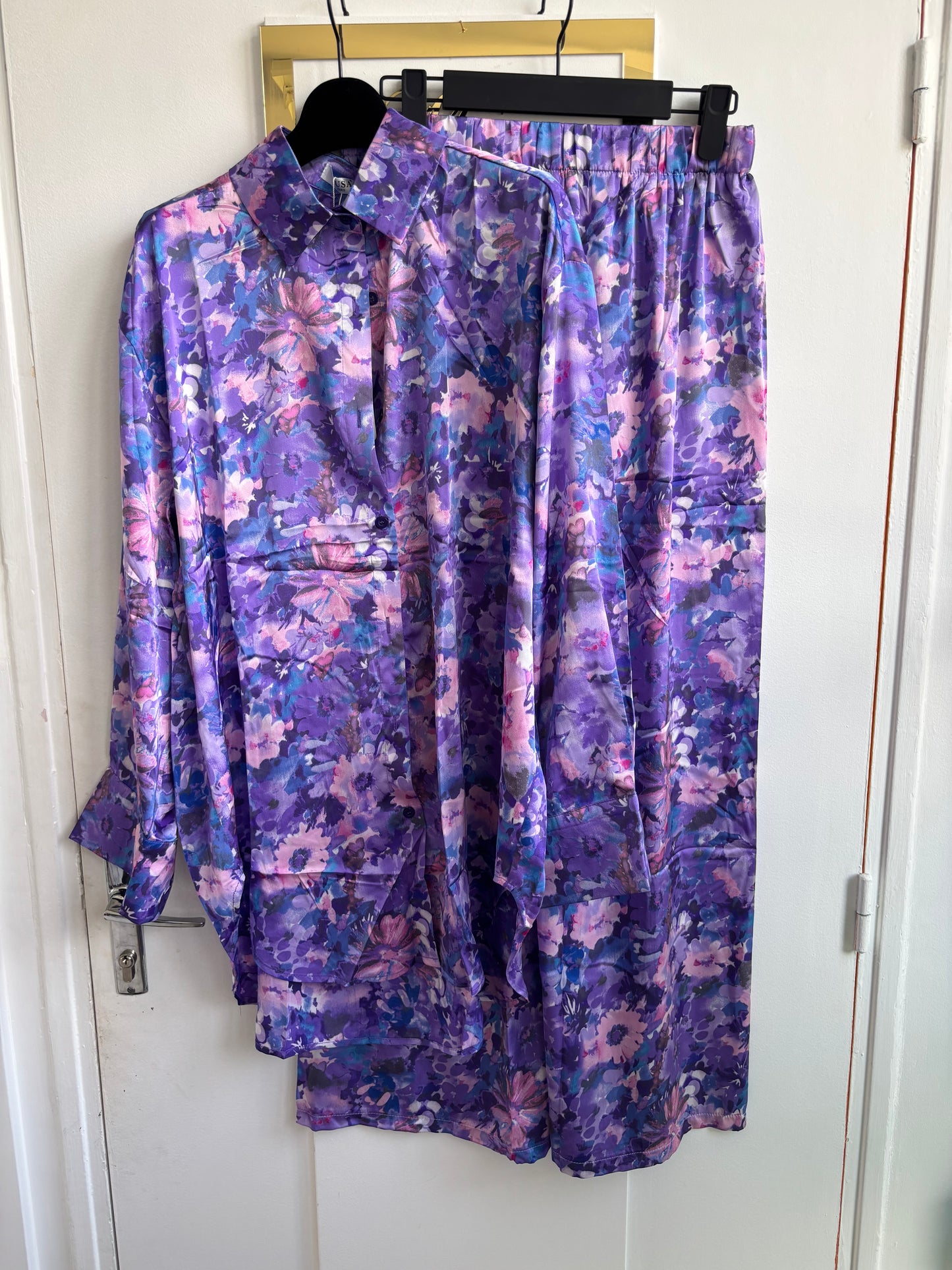 Ensemble Flower Violet