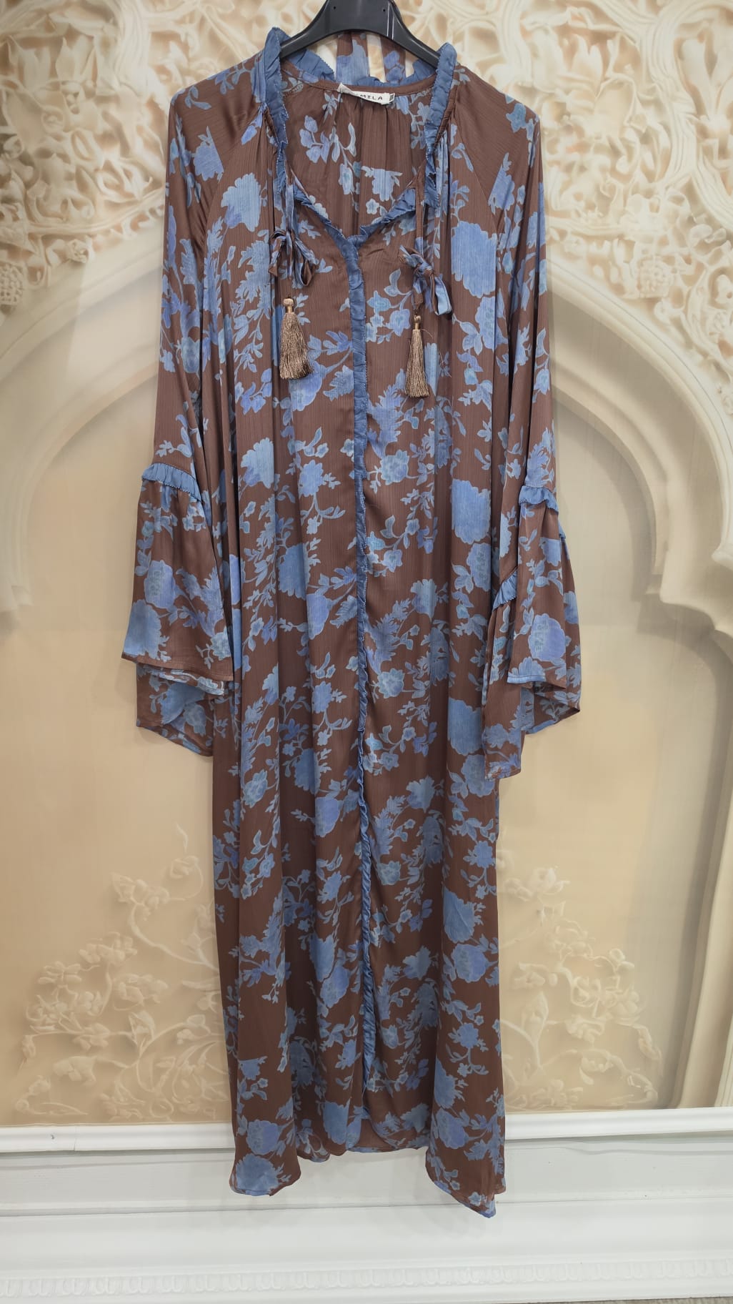 Robe Inaya